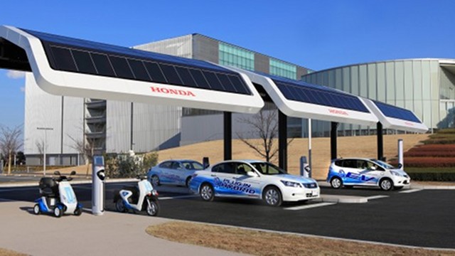 Honda solar powered hydrogen station #4