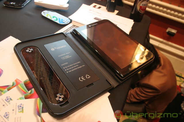 OCosmos OCS9 tablet computer