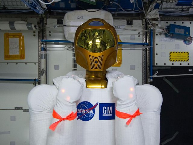 r2 robot nasa