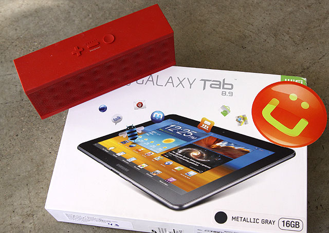 Giveaway Galaxy Tab 8.9, Jambox Speaker